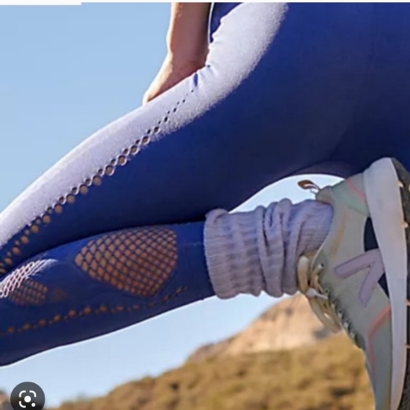 Free People Running Through My Mind Leggings NWOT - LARGE - Picture 8 of 16